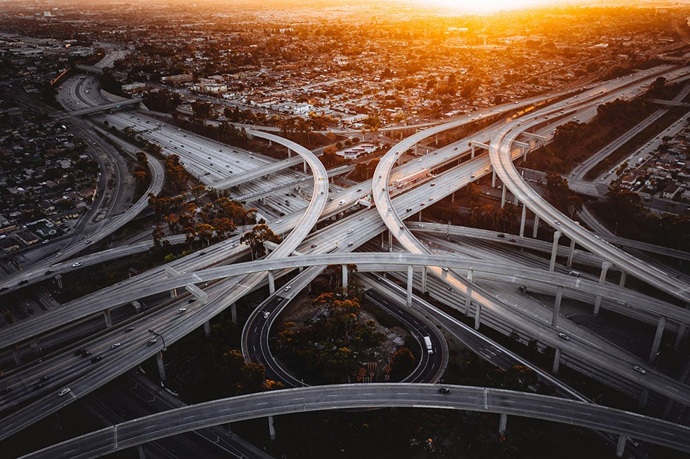 Fibra óptica por las autopistas